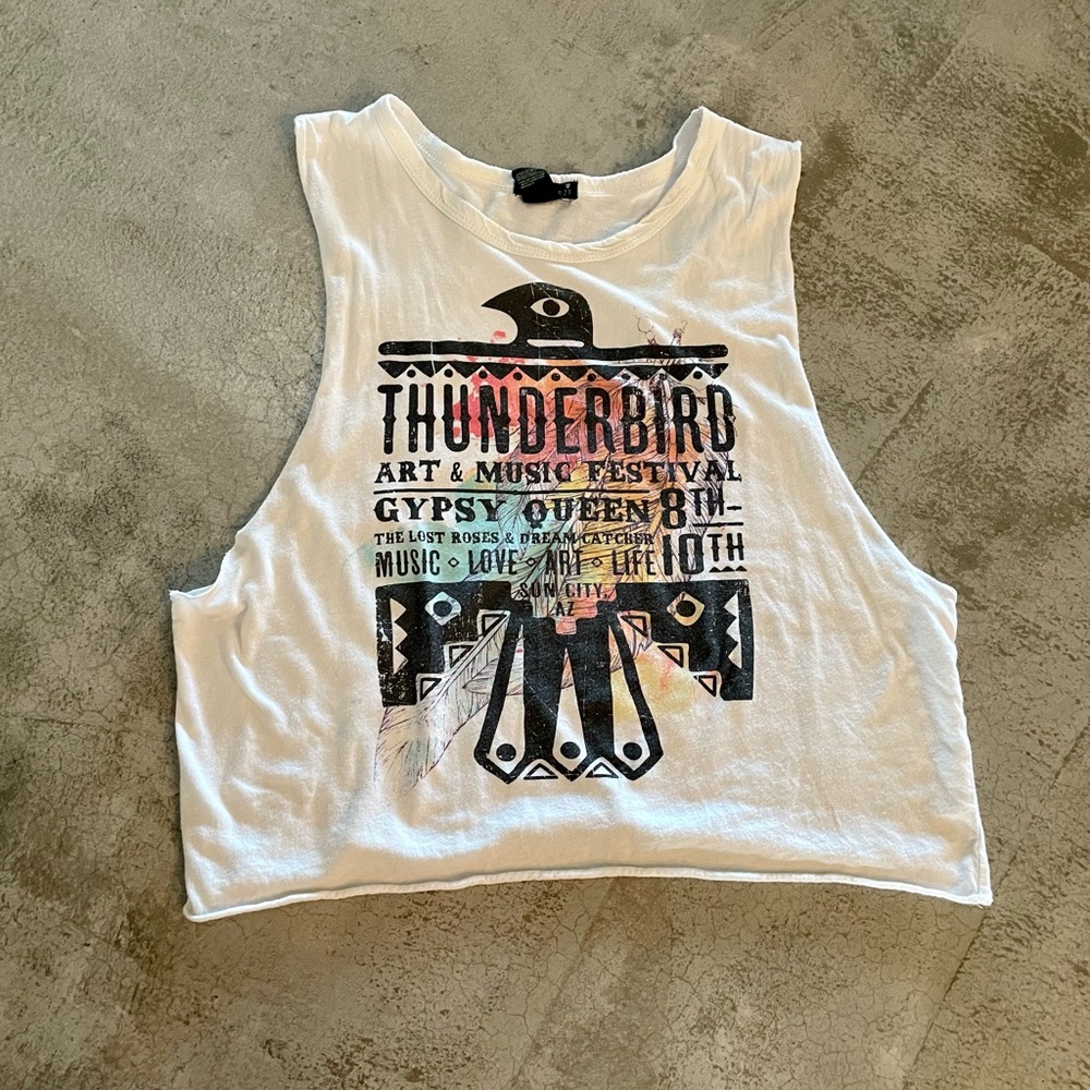 Cropped cut tank